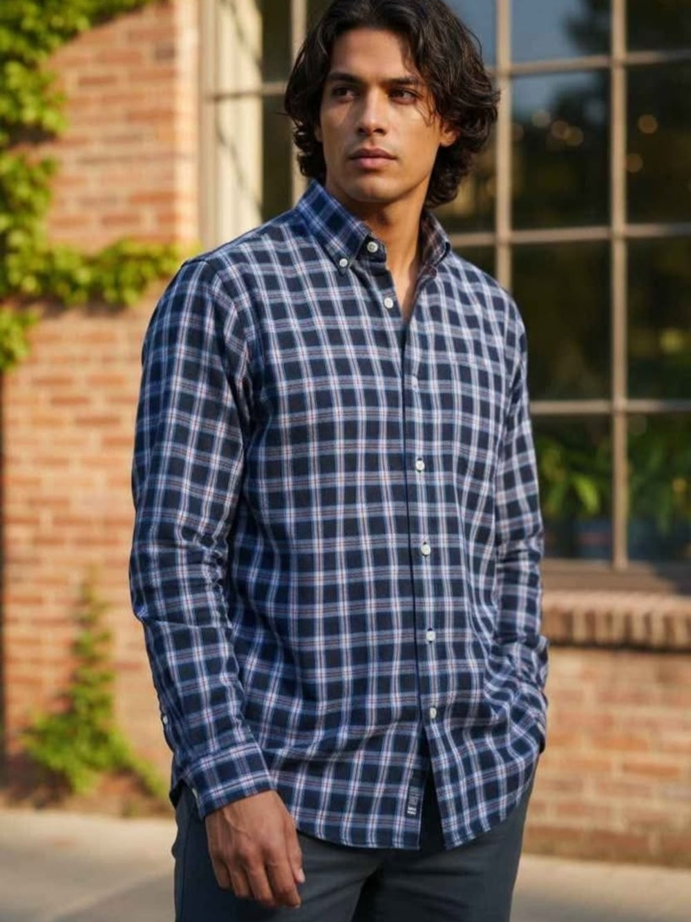 Nautica. Men's Size XL. Blue/Purple Plaid. Long-Sleeve Button Shirt.